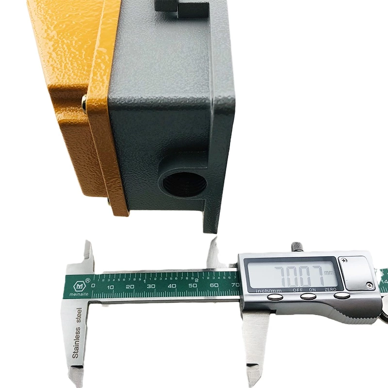 LT4 (SFMP-1) Pedal Switch Foot Switch with Bottom Grey Top Yellow 10A AC110-220V