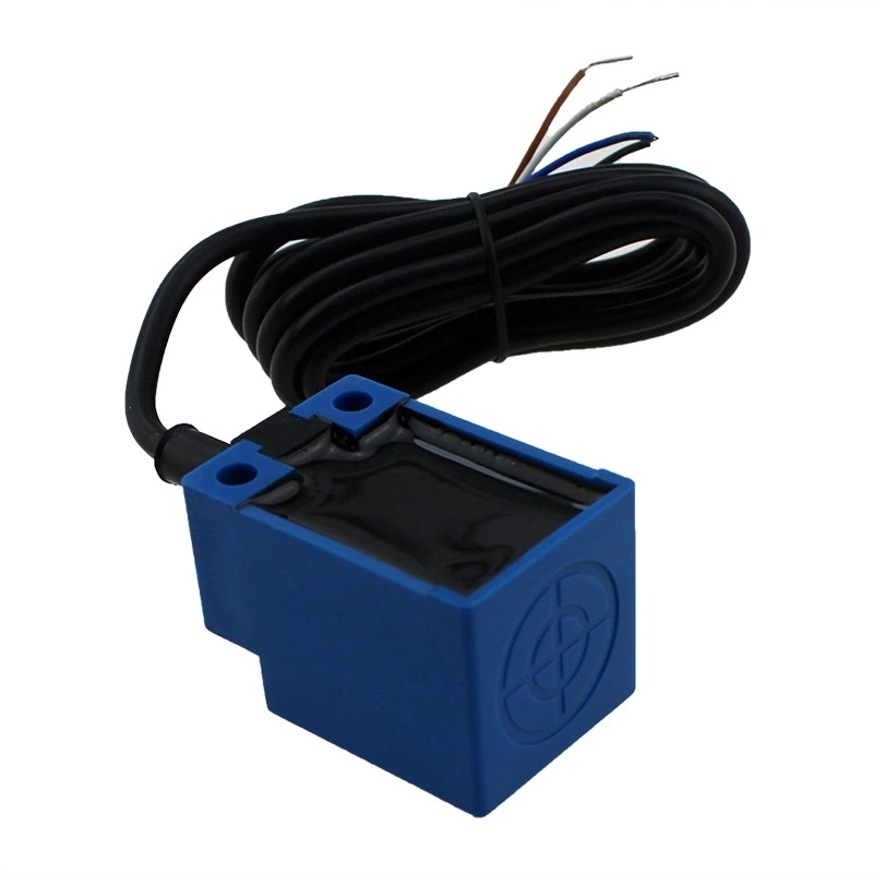 LMF7-3015PC 15mm Detection Distance Angular Column Type Proximity Switch