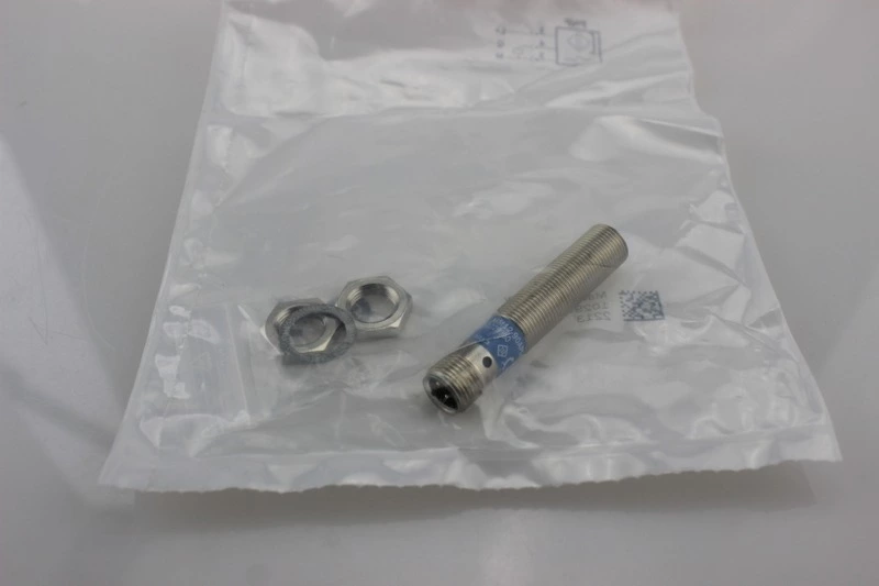 Magnetic proximity sensors MM12-90APS-ZCO sick Cylinder Threaded-M12 integrated circuits Sensor